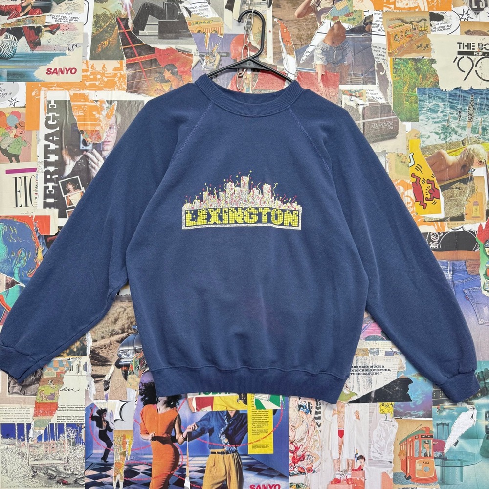 Lexington Skyline Graphic Sweatshirt‎ Hanes Crewneck Raglan Navy Blue Size L
